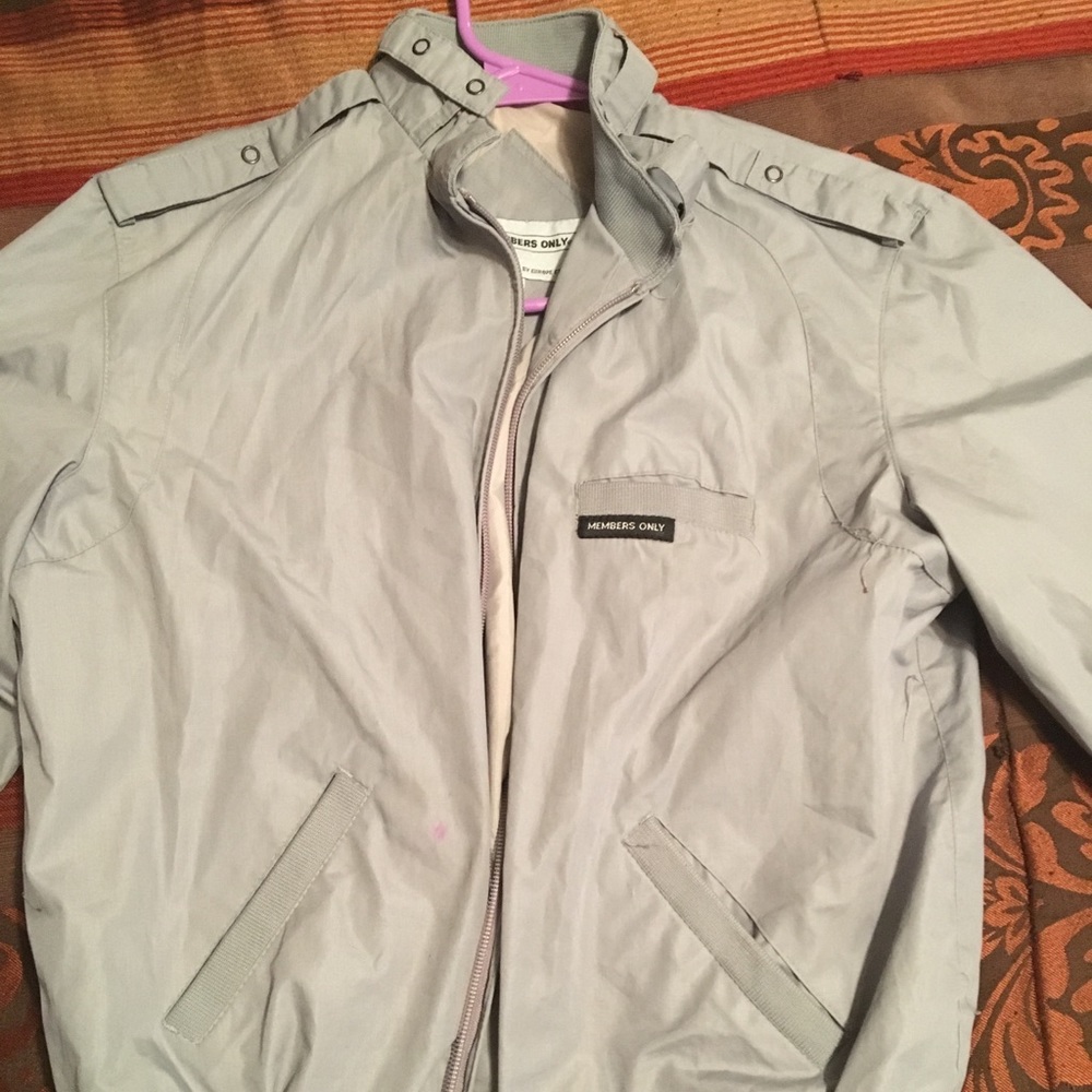 Boys sz 6 Members Only jacket
